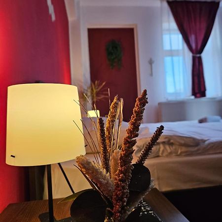 Apartment Zarnesti City Centre Vmp Free Parking Esterno foto