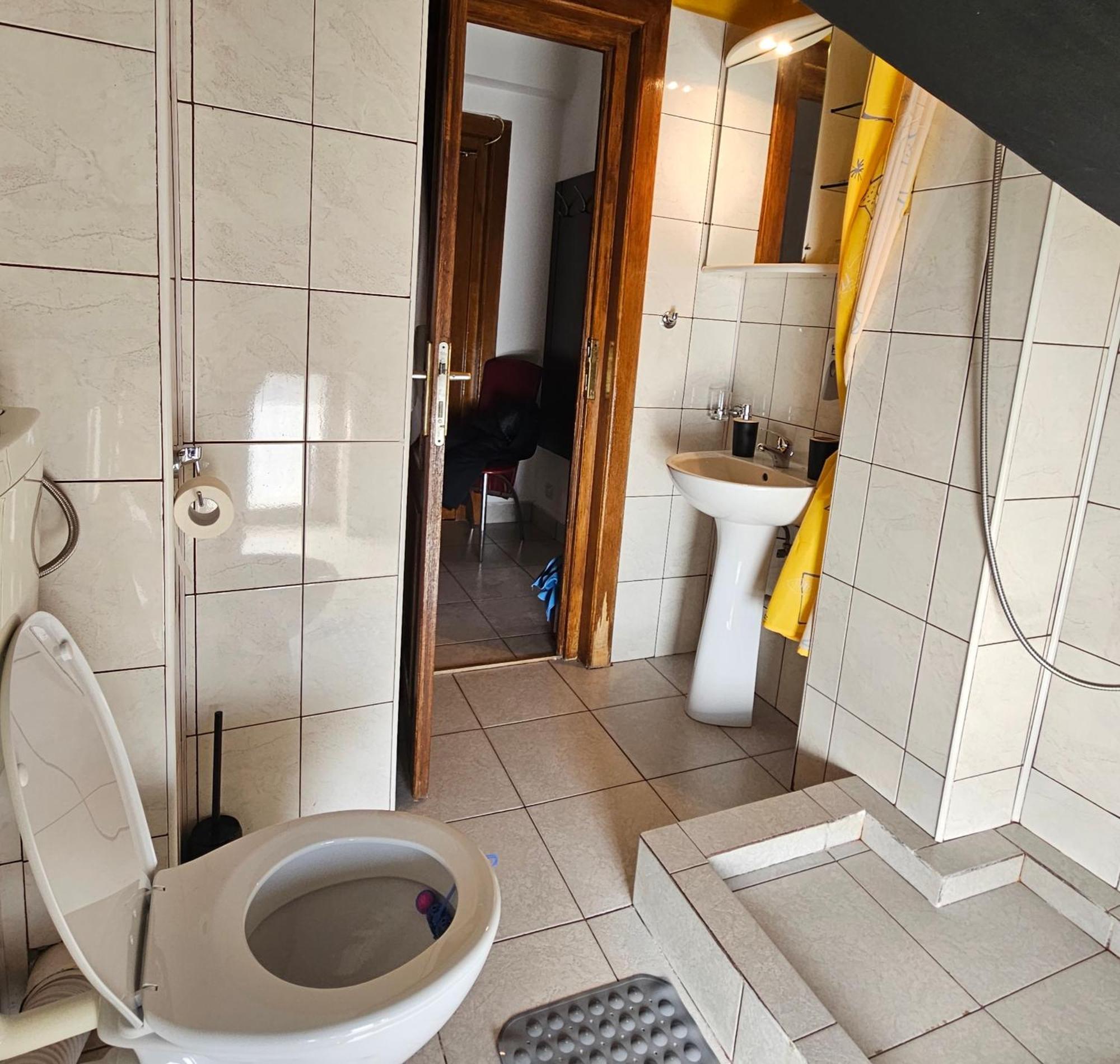 Apartment Zarnesti City Centre Vmp Free Parking Camera foto