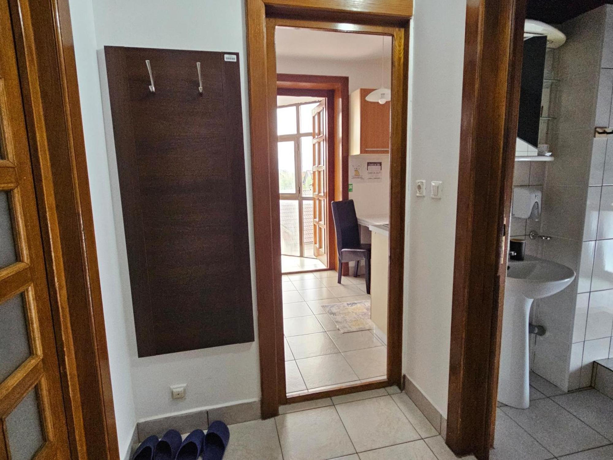 Apartment Zarnesti City Centre Vmp Free Parking Esterno foto